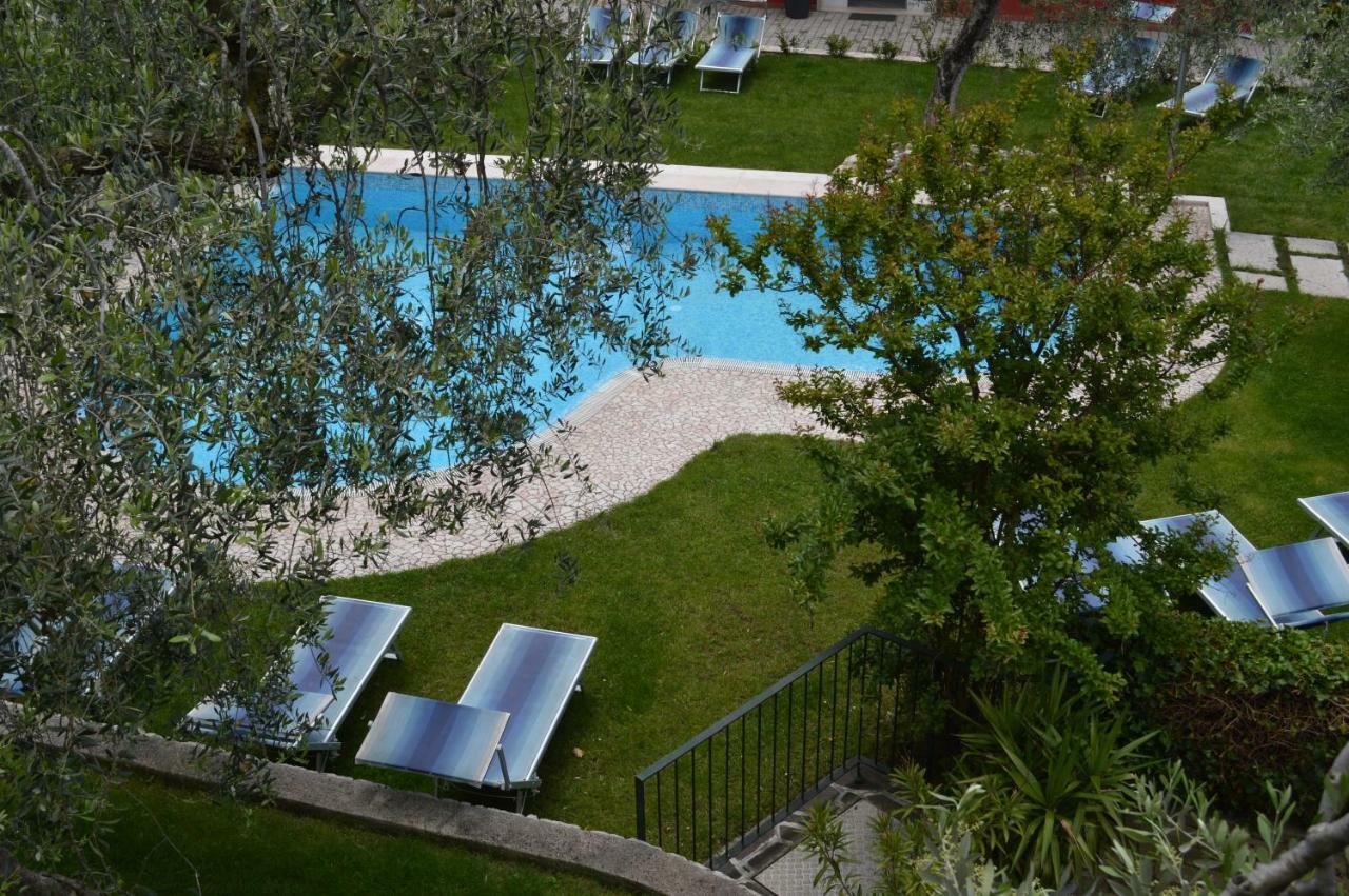 Appartamenti Residence La Pergola Malcesine Exterior photo